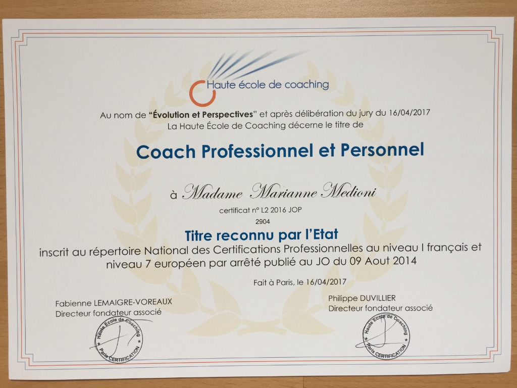 photo diplome Prayana - Marianne MEDIONI