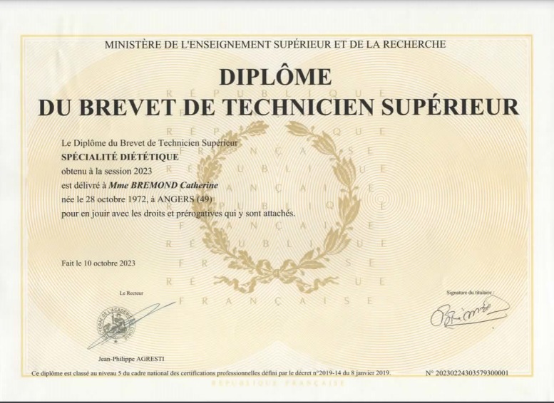photo diplome Catherine Brémond 