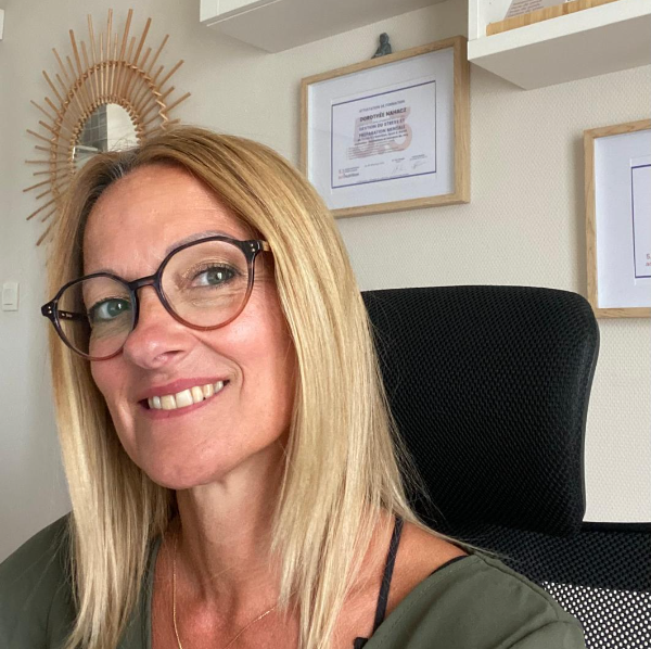 DOROTHEE DOMENC NAHACZ