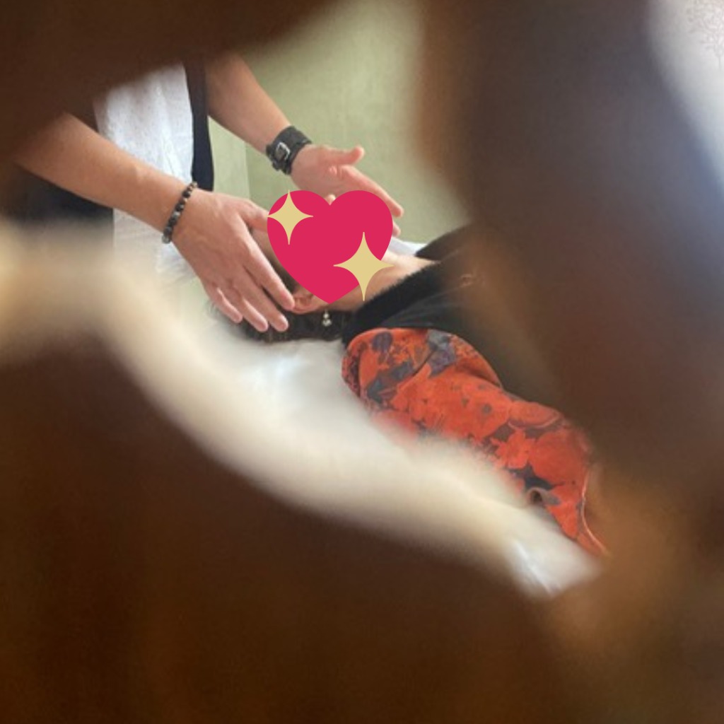 photo seance CYRIL LARGY MAGNETISEUR PARIS & ESSONNE