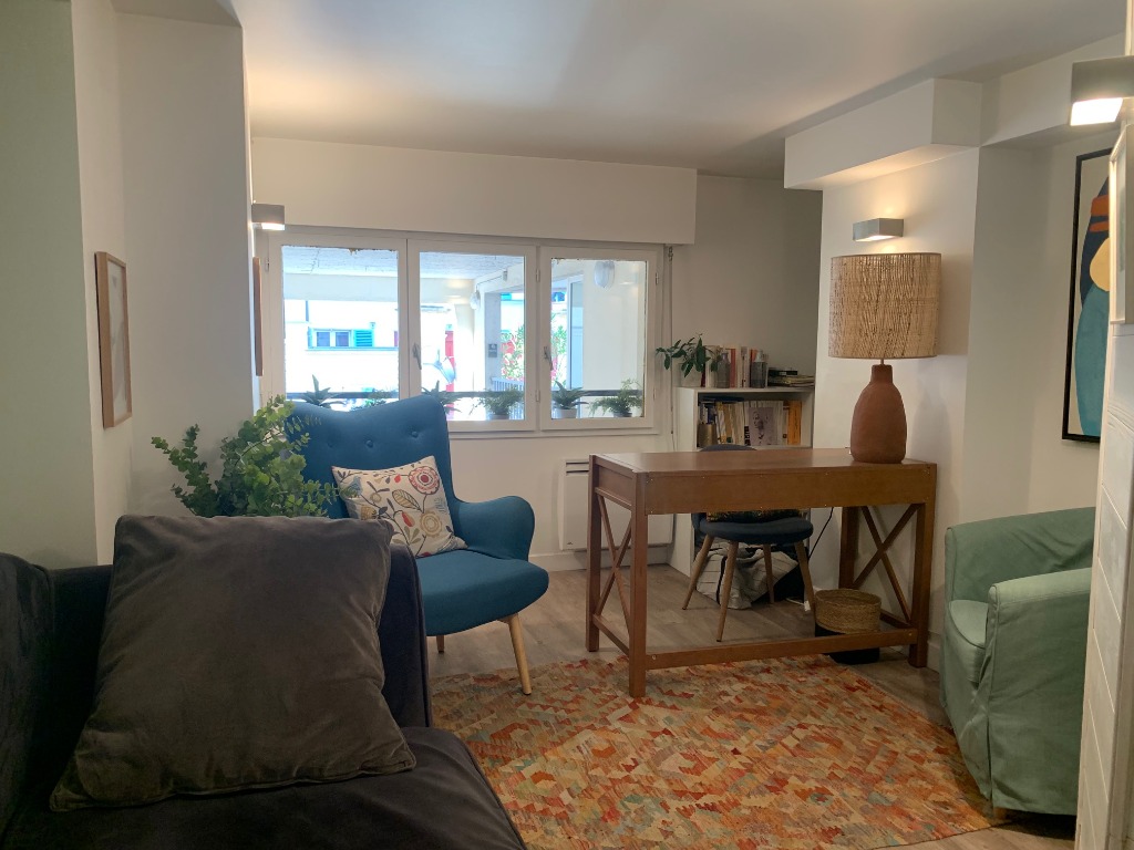 photo cabinet Amélie Robineau