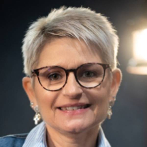 Anne-Sophie MARCQ "Un Pas Vers Soi"