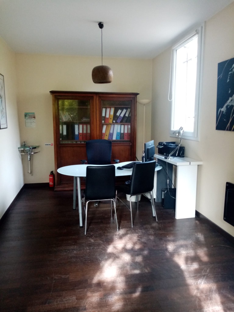 photo cabinet LILIANE HELT