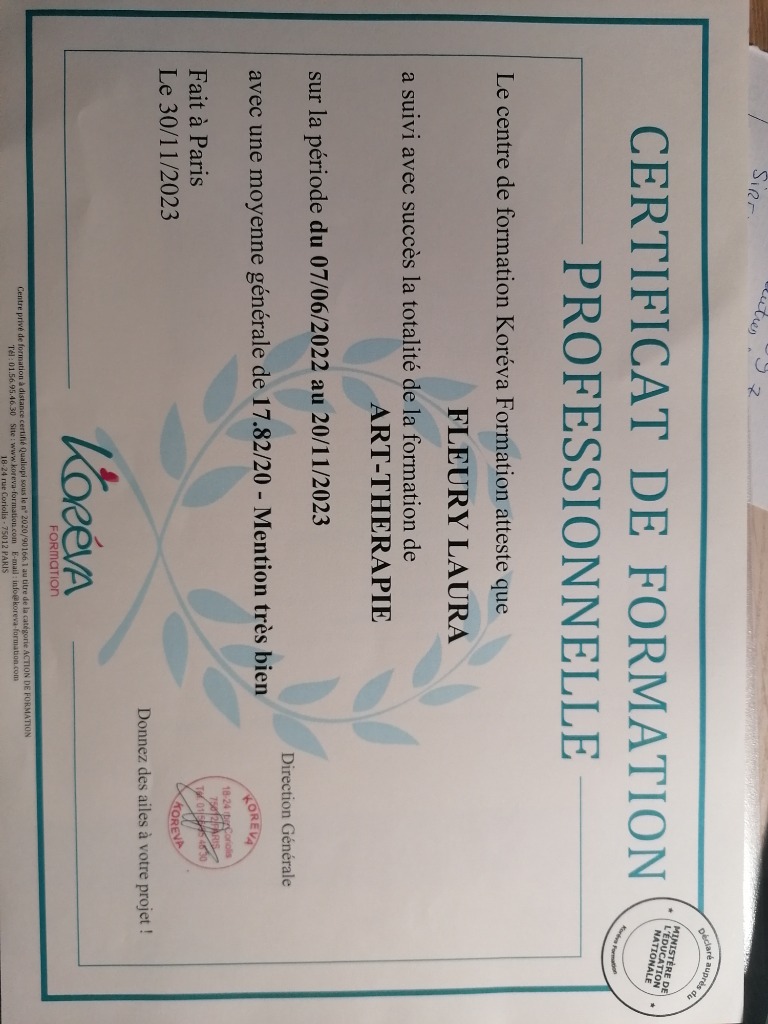 photo diplome Laura Fleury