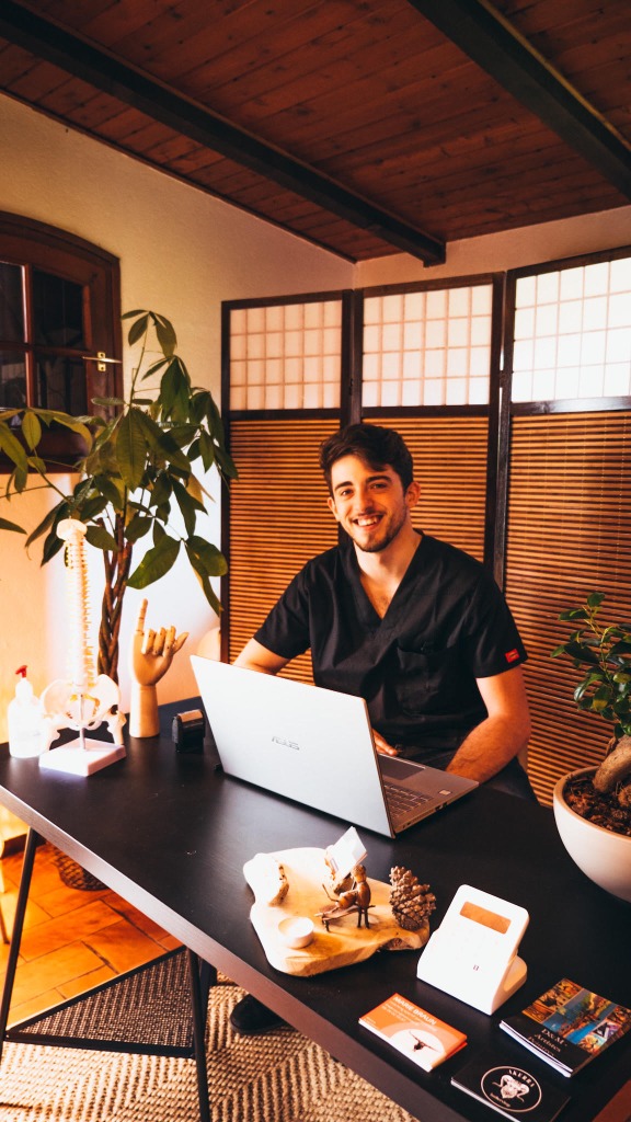 photo seance Lucas Bengoechea Ostéopathe D.O