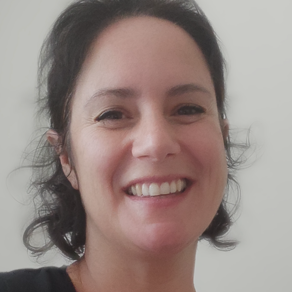 Les mains sages de L’Aura 