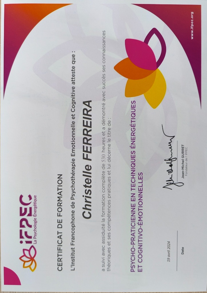 photo diplome Christelle FERREIRA - CF Thérapie