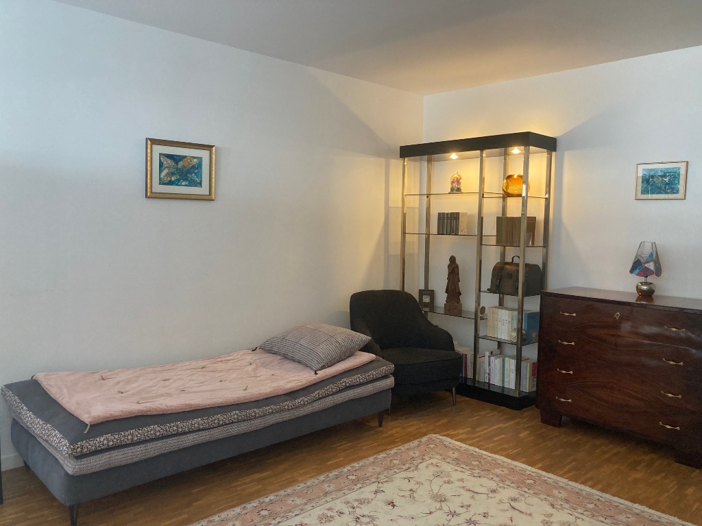 photo cabinet Nancy MENTELIN