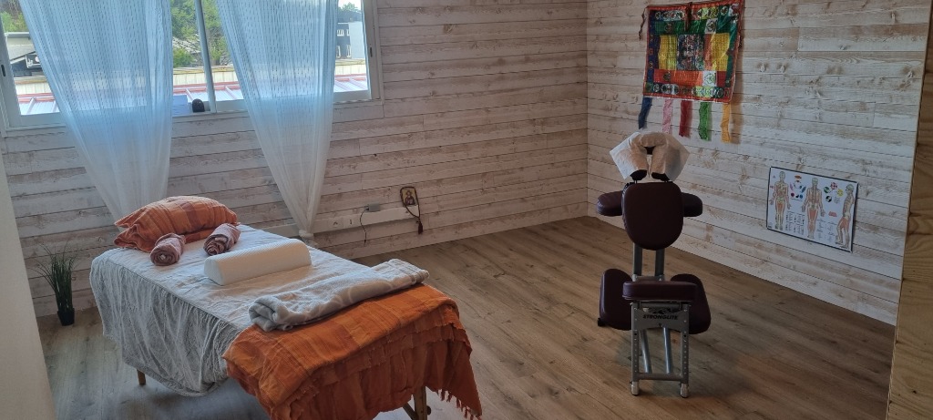 photo activite Ammapause40_niromathe_Belly_massages bien-être 