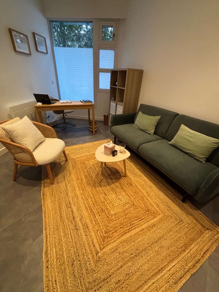 photo cabinet Cecilia WERNER