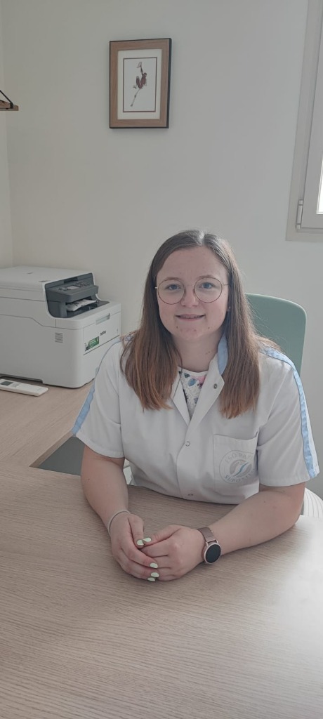 photo portrait Audrey PERROT Ostéopathe D.O.