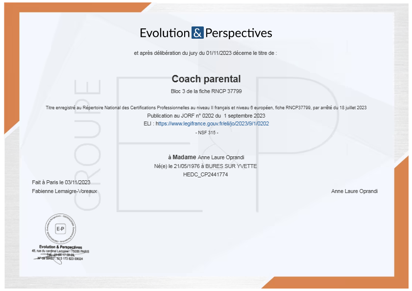 photo diplome Anne-Laure Oprandi