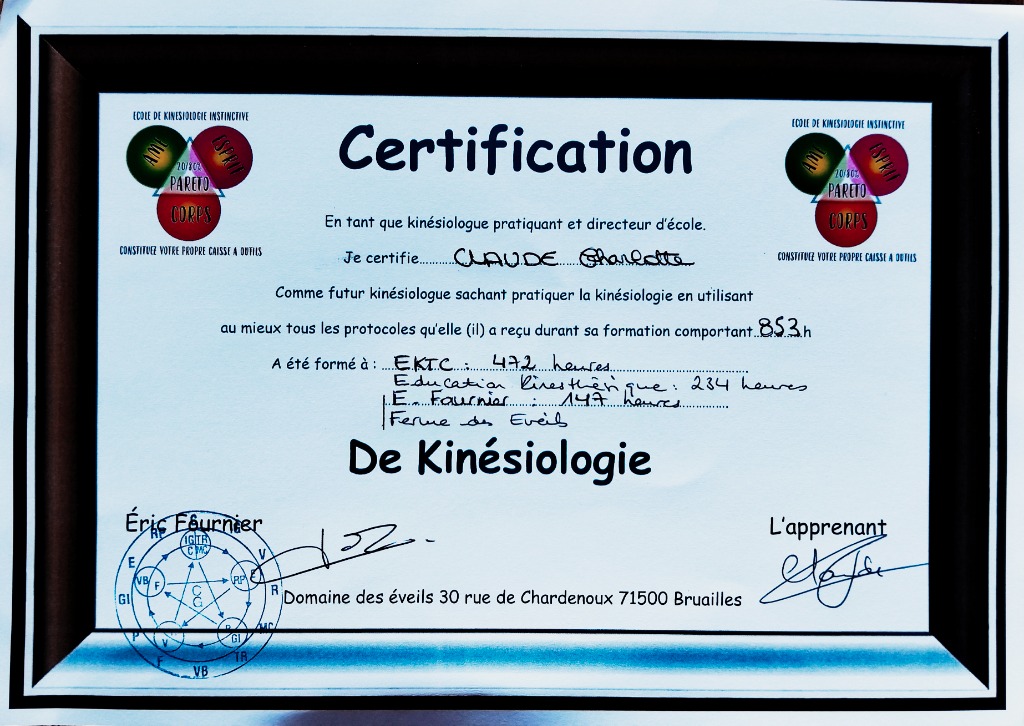 photo diplome Charlotte Claude