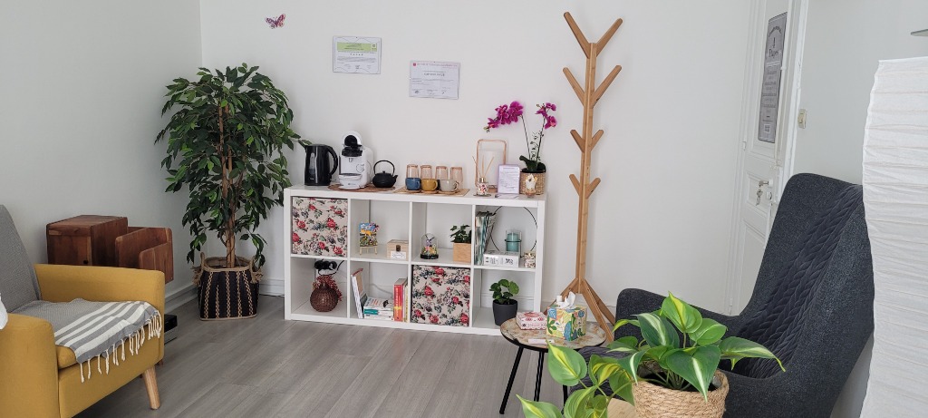 photo cabinet ELISA PEDDE SOPHROLOGUE E.I CERTIFIÉE RNCP