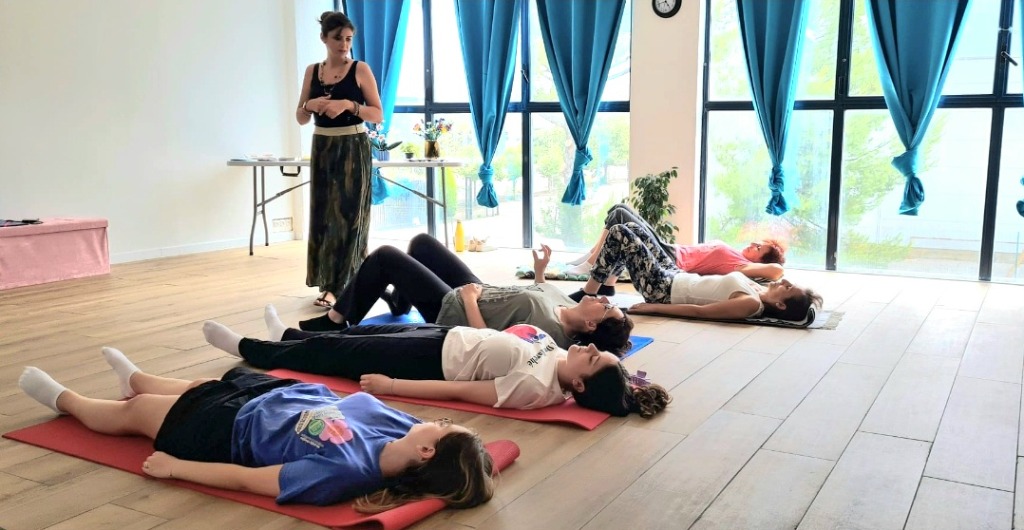 photo seance ELISA PEDDE SOPHROLOGUE E.I CERTIFIÉE RNCP