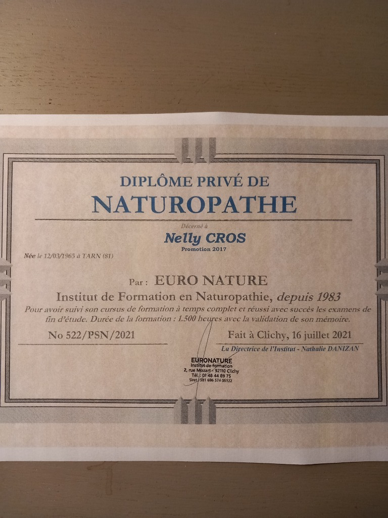 photo diplome NELLY CROS
