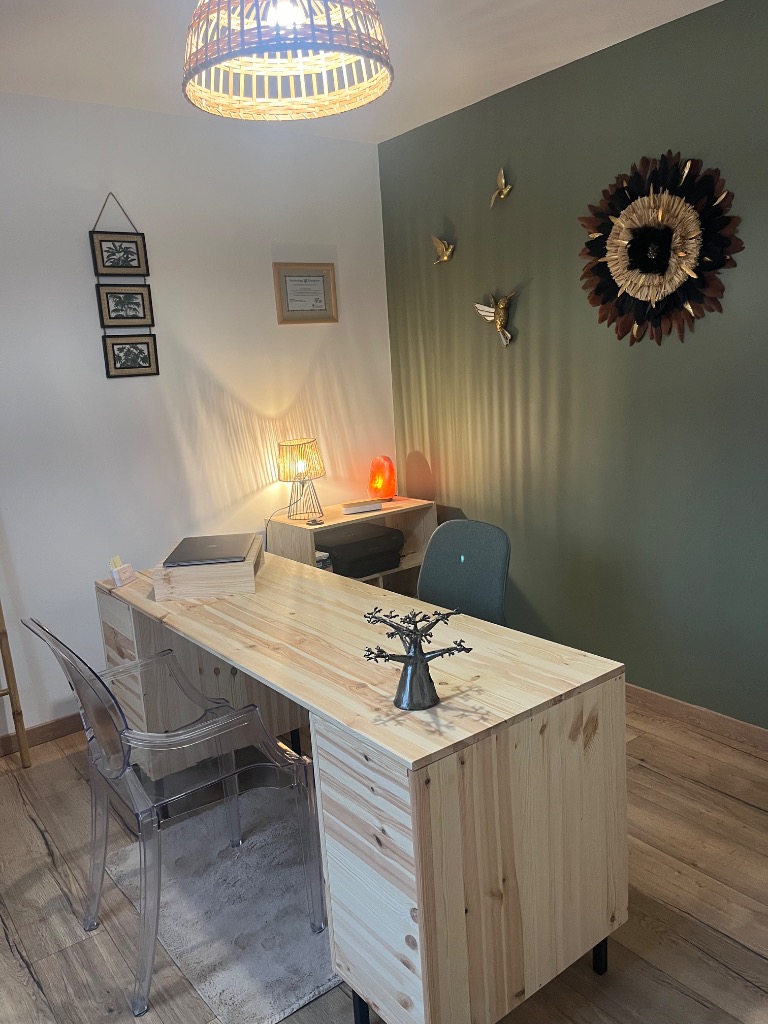 photo cabinet Karine Pusset Numérologue