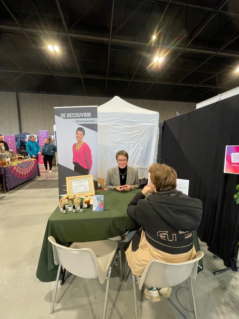 photo diplome Karine Pusset Numérologue