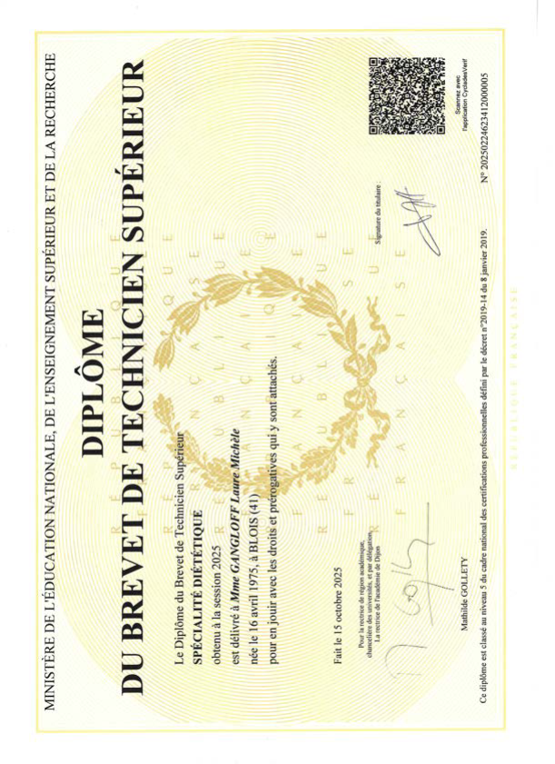 photo diplome Laure Gangloff