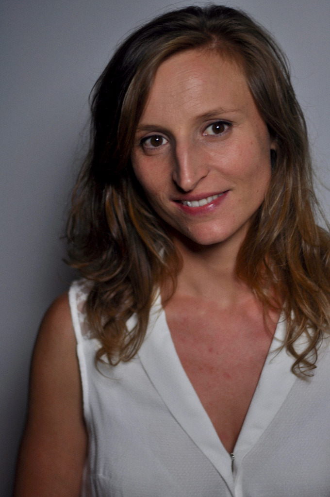 photo portrait Delphine VALAT - Kinésiologue