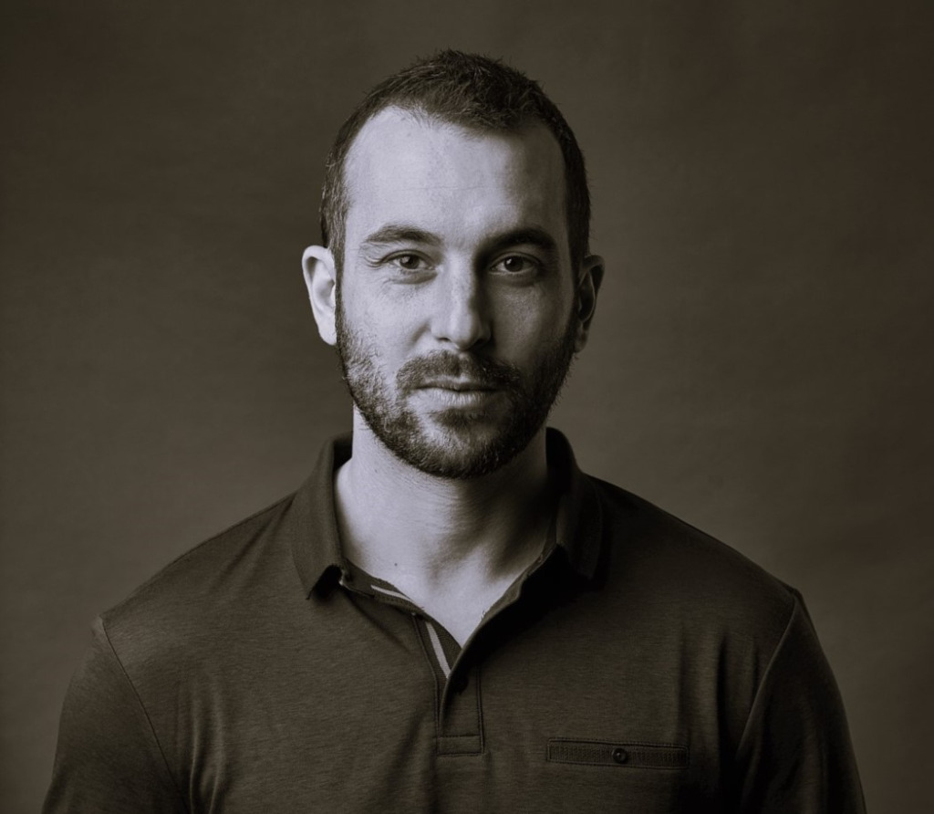 photo portrait Thomas Escobar Therapies