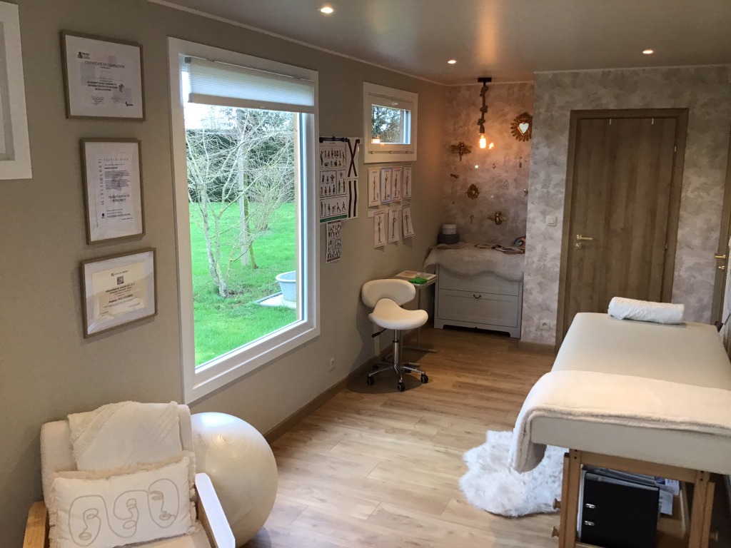 photo cabinet Delphine Pollonghini