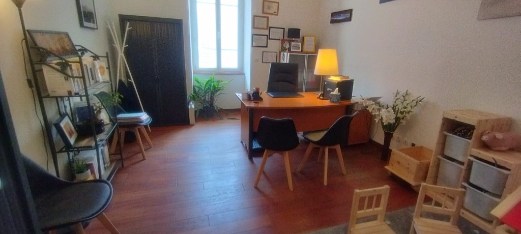 photo cabinet Isabelle FABREGUE