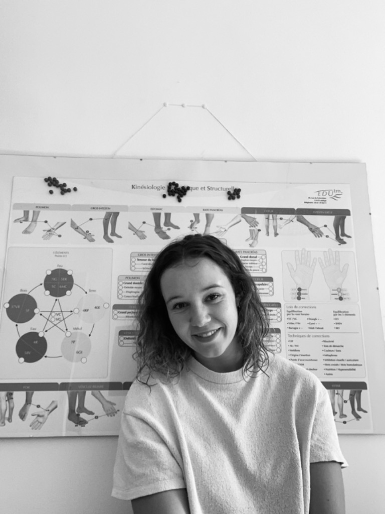photo portrait Noëlie Jauzion Kinésiologue