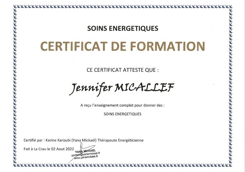 photo diplome Jennifer Thérapeute énergéticienne