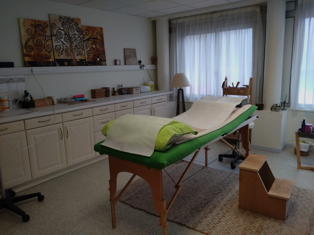 photo cabinet Dominique AUMON