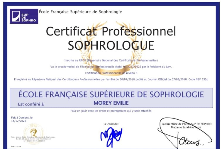photo diplome Emilie Morey