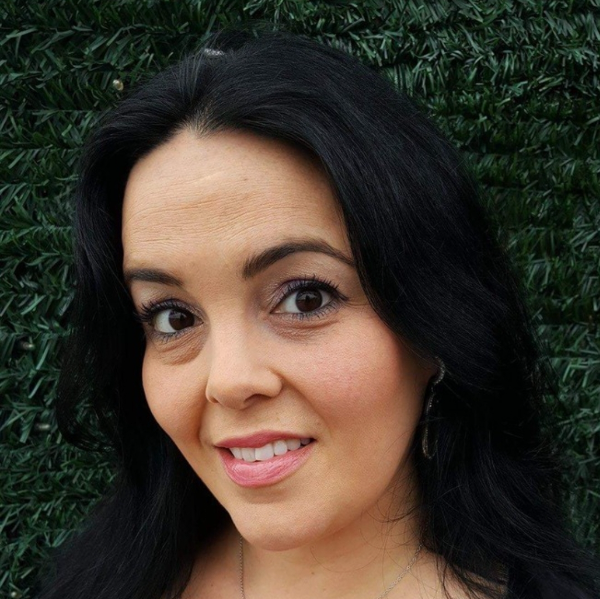 Carole CHRETIEN Magnétiseuse et Barreuse de feu 