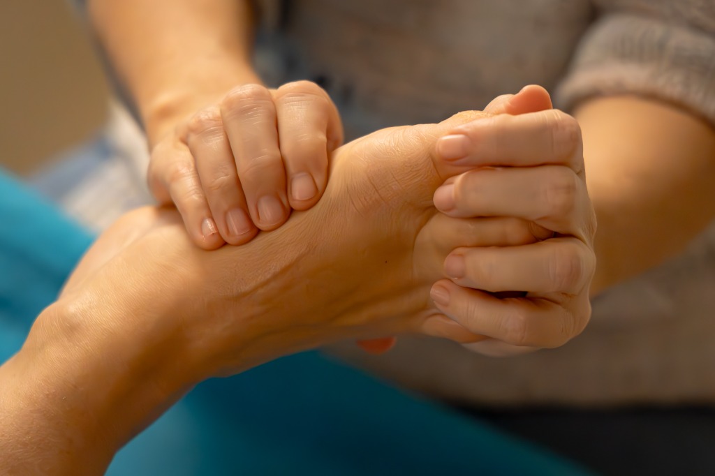 photo seance Aurore GRISEL "Alona Réflexologie"