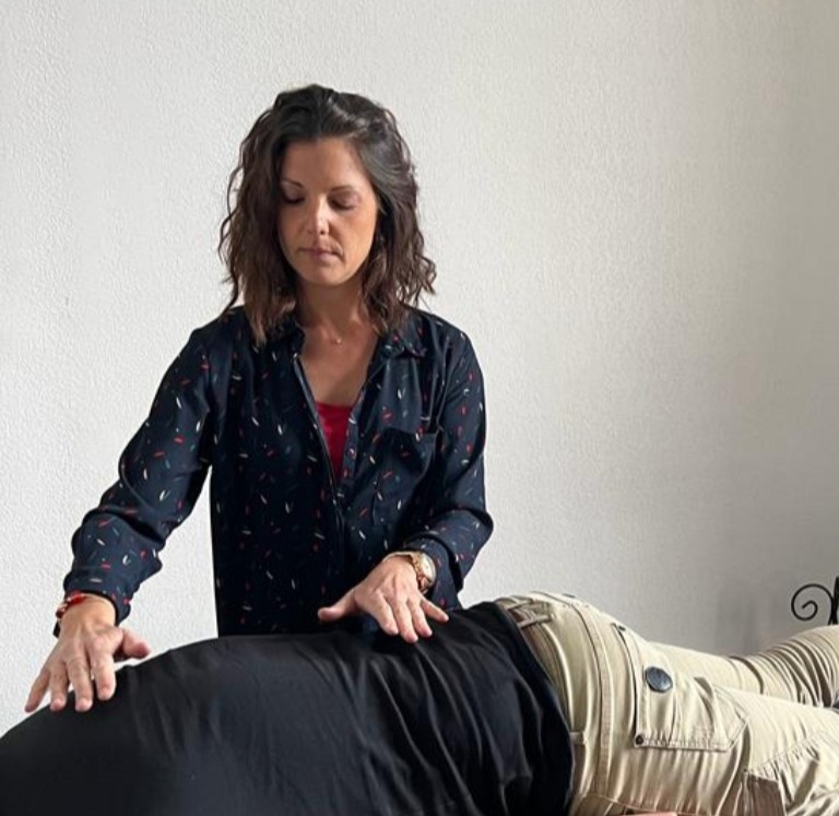 photo seance Alexandra Ferrante- Magnétisme