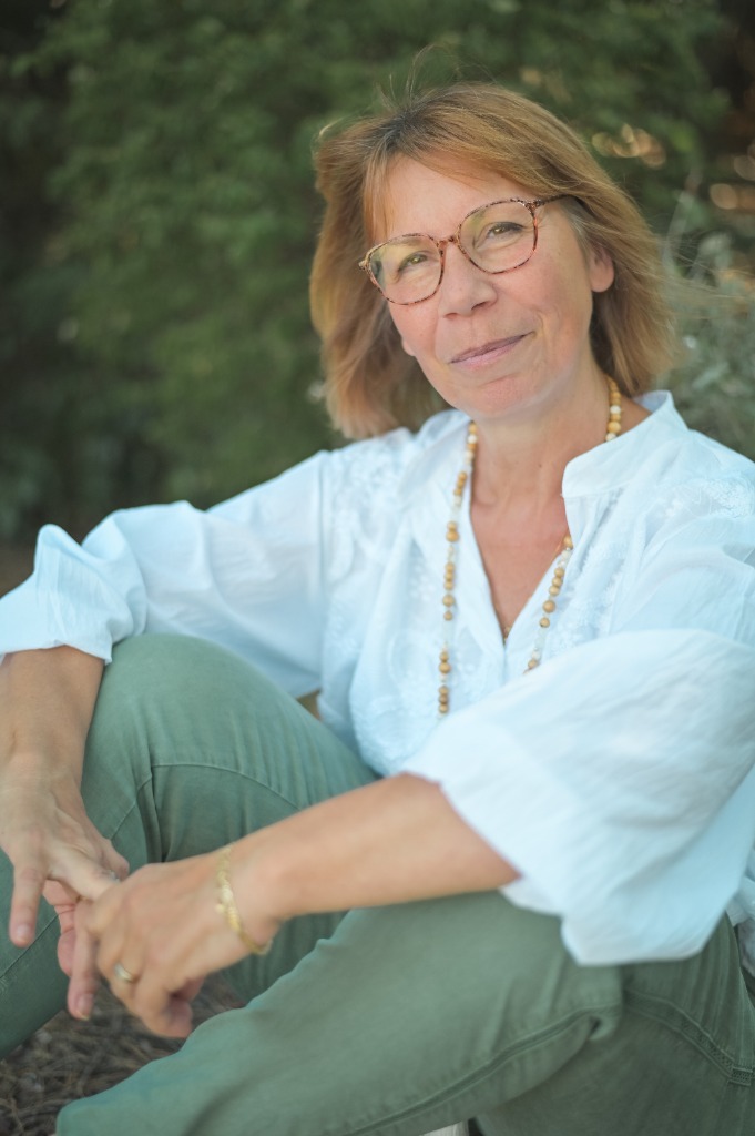 photo portrait Corinne Pironon - Sophro Hypno Nîmes