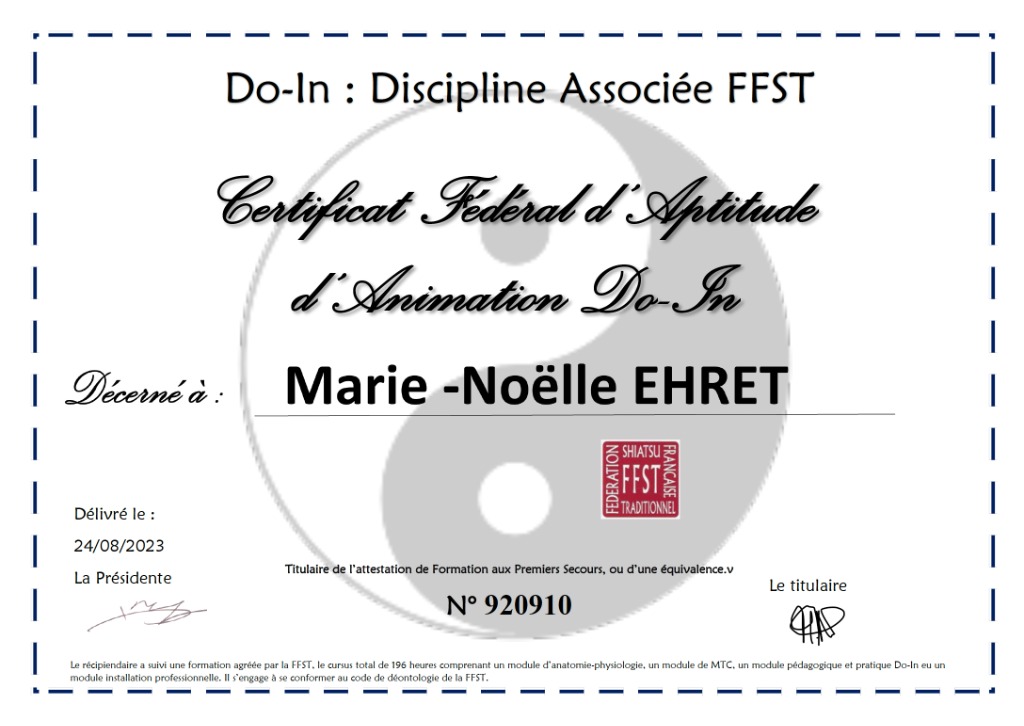 photo diplome Marie-Noëlle Ehret