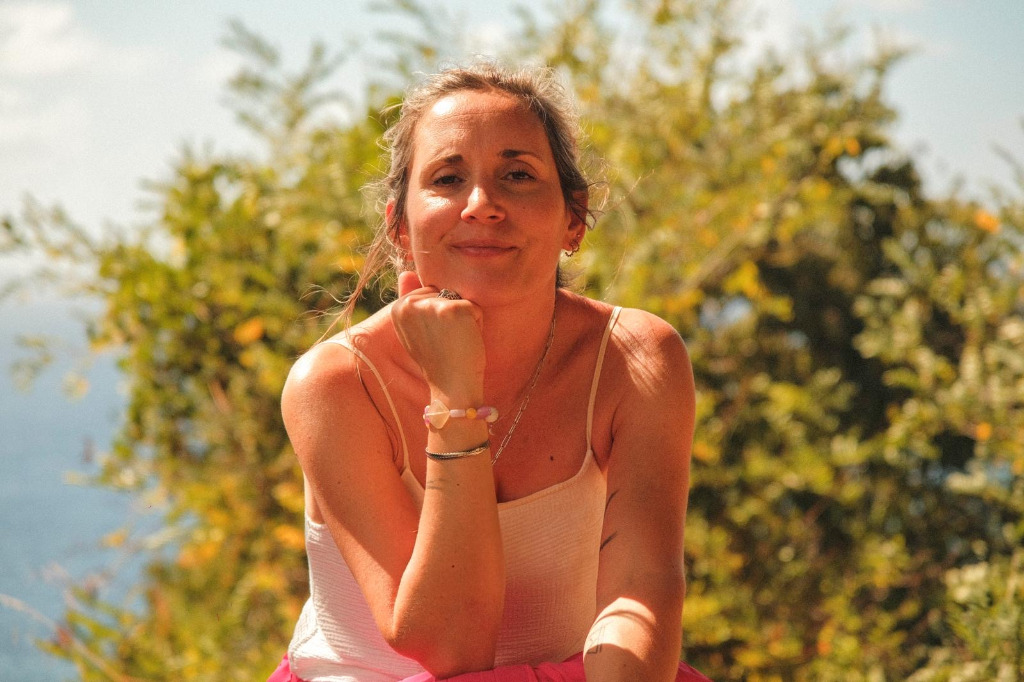 photo portrait HAWKOWA _ LAURA SAINT-GERMAIN