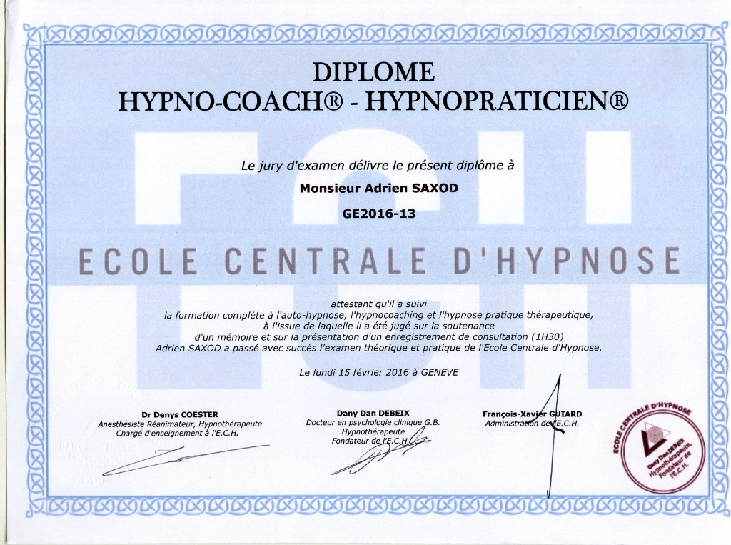 photo diplome Adrien Saxod