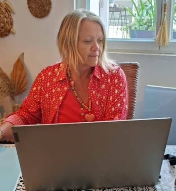 photo portrait Caroline Leveau Hypnothérapeute Caroline Leveau