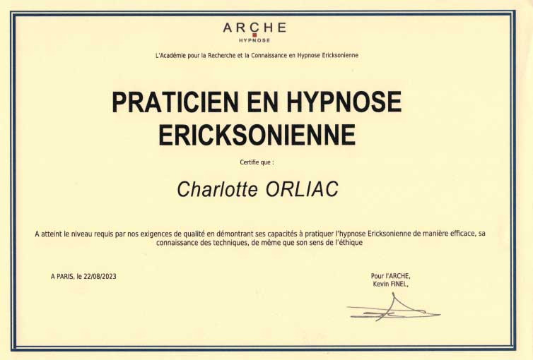 photo diplome Charlotte Orliac