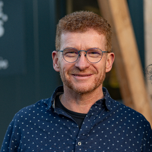 Rencontre En Terre Happy