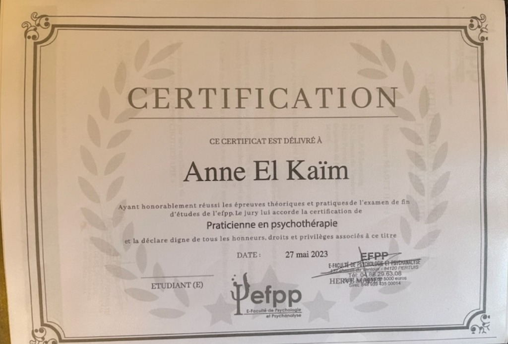 photo diplome EL KAIM Anne