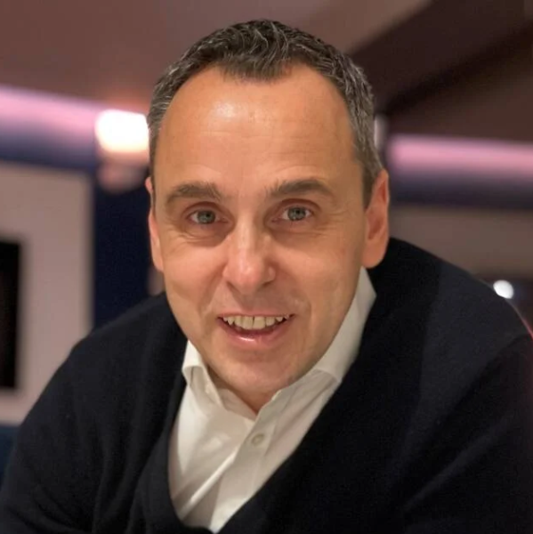 L’INSTANT By Hervé 