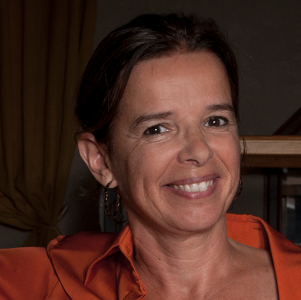 Carine Van Den Broeck