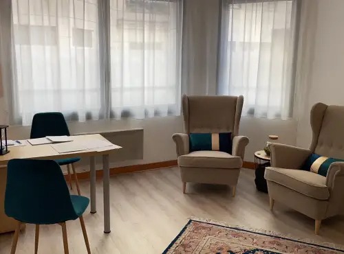 photo cabinet Maryam Bodaghi