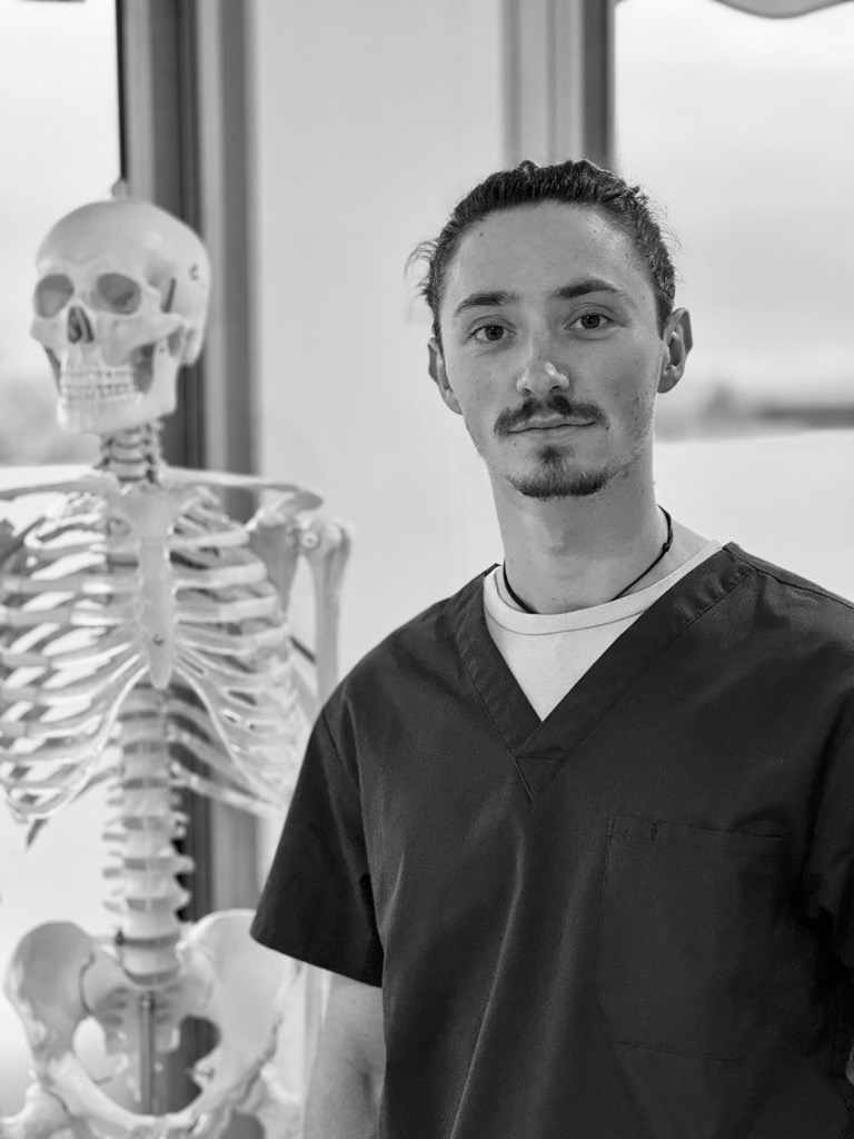 photo portrait Antoine Pernette - Ostéopathe D.O.