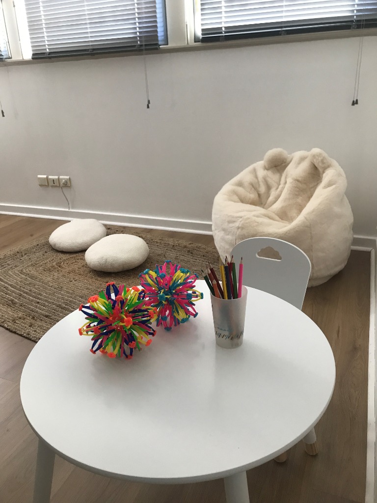 photo seance Aline AMILL sophrologue 