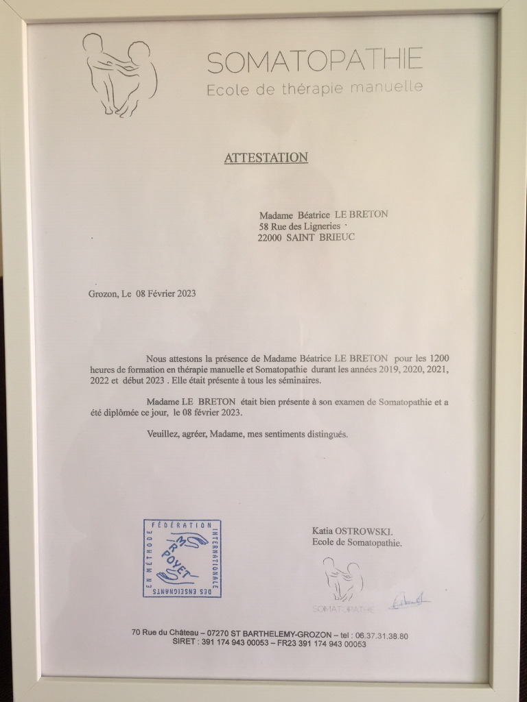 photo diplome Béatrice Le Breton Somatopathe