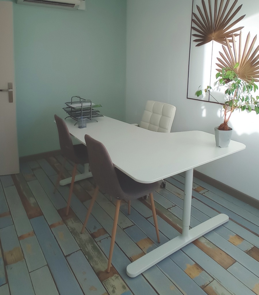 photo cabinet Célia Tocino sophrologue