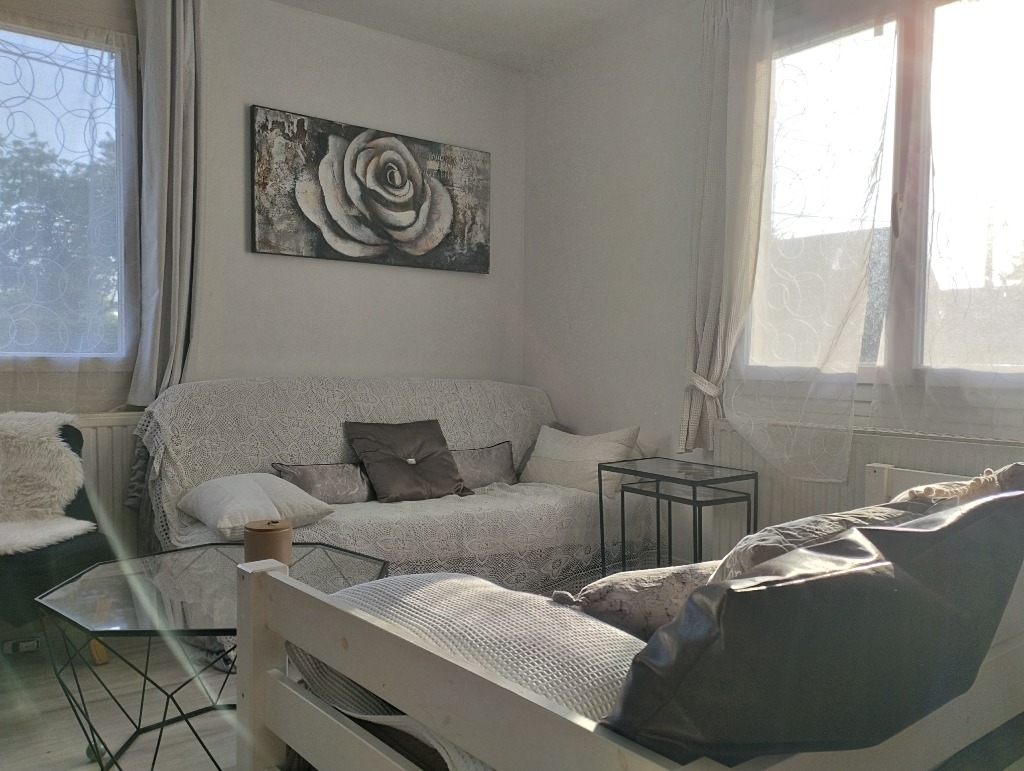 photo cabinet Fatiha Chergui